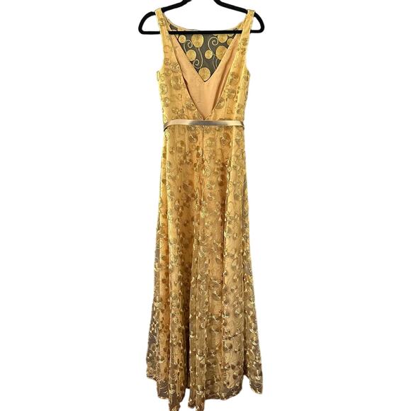 Theia Gold Geometric Circle Swirl Sleeveless Gown Dress Size 4 Holiday Formal - Picture 8 of 11